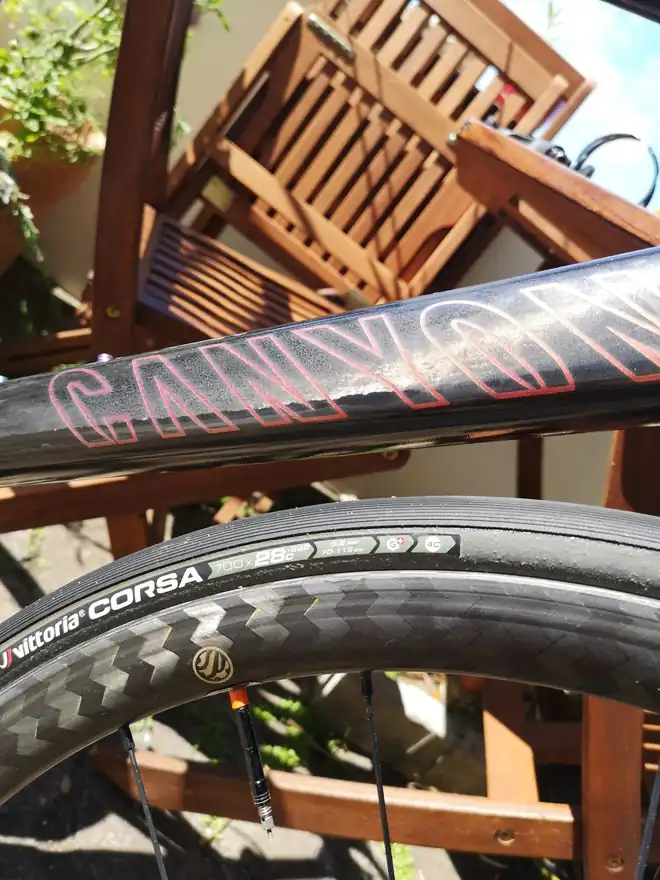 Photograph from the Horsepower Coaching blog post The Lightest Disc Brake Bike???